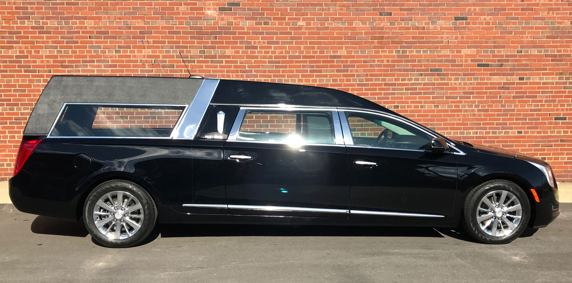 American Coach Sales - Cleveland and Columbus - Hearses and Limousines