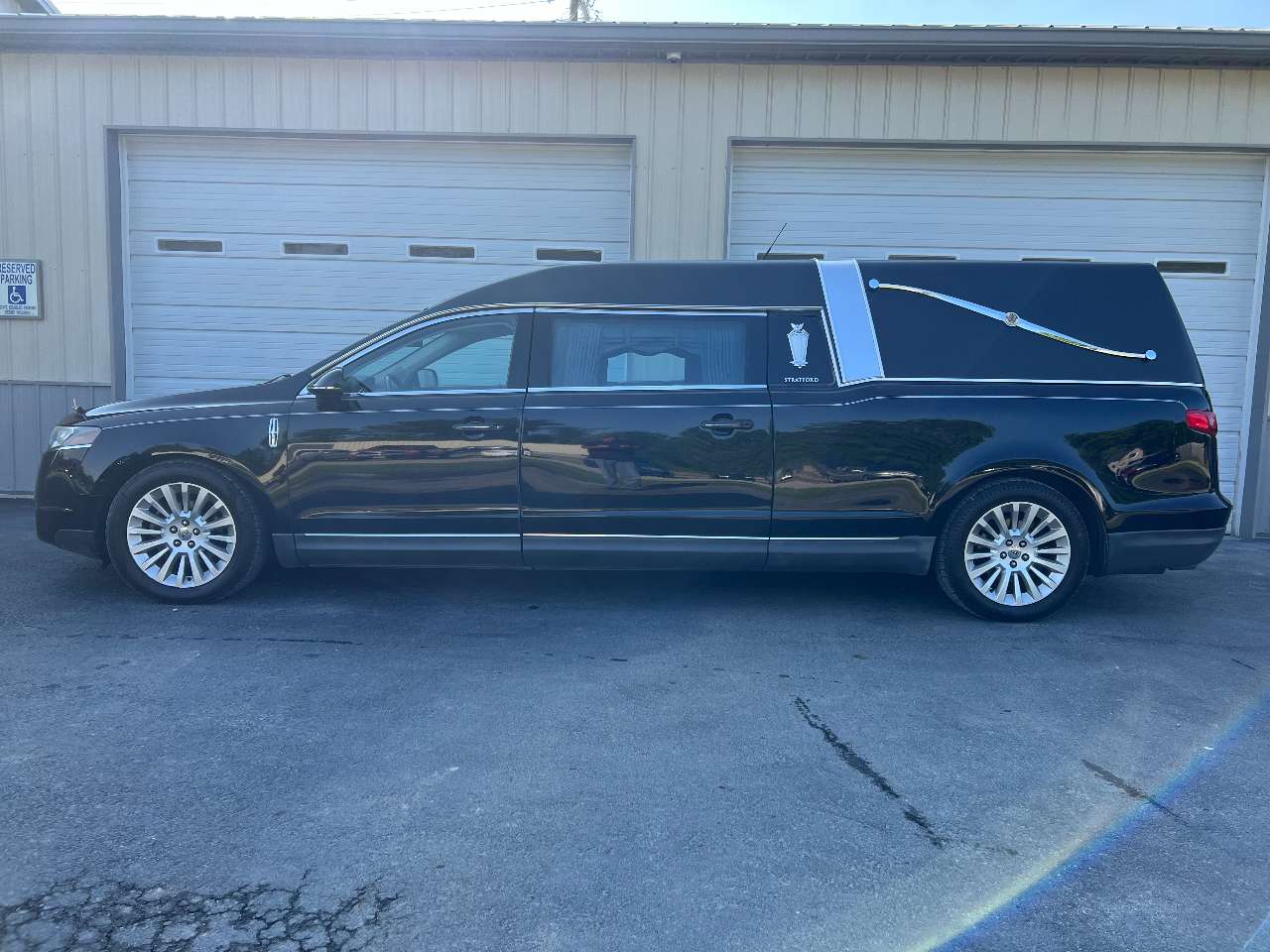 2012 Federal Lincoln Heritage Hearse