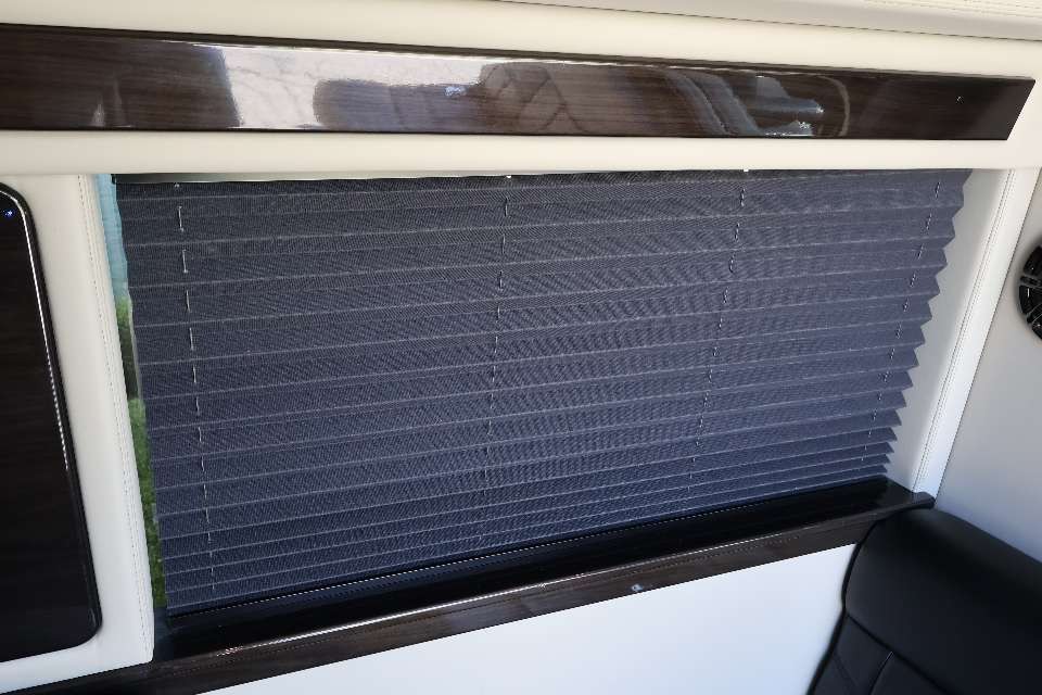 2013 Mercedes Benz Midwest Automotive Designs Sprinter Limousine 1750681280788