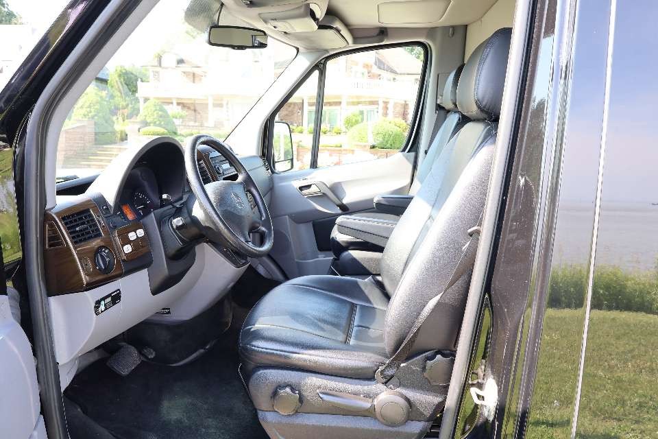 2013 Mercedes Benz Midwest Automotive Designs Sprinter Limousine 1750681280795