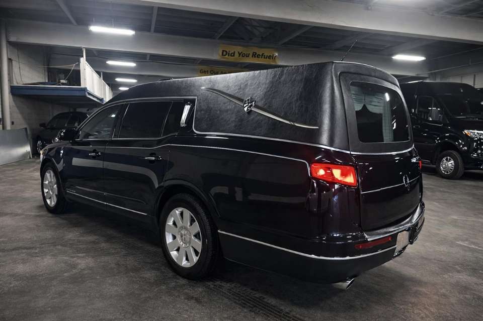 2014 Lincoln MK Town Car Coach Hearse 1766151120740