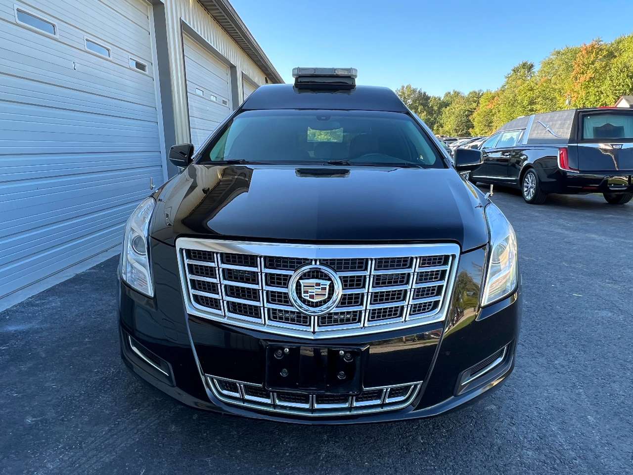 2015 Cadillac Platinum Phoenix R Hearse 1696611445084