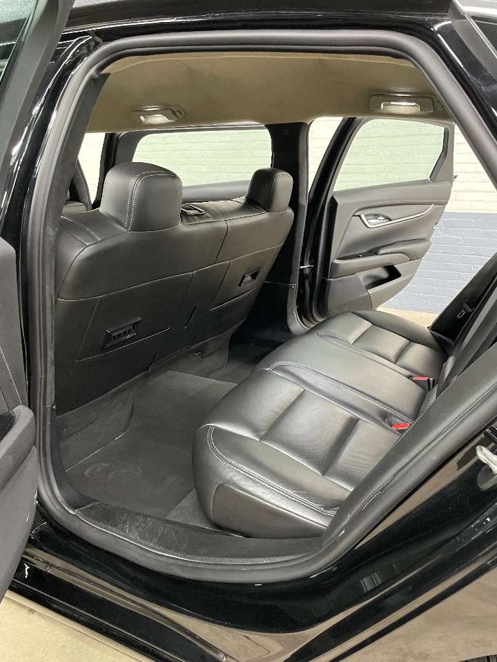 2017 Cadillac Eagle 48   Six Door Limousine 1661510400822
