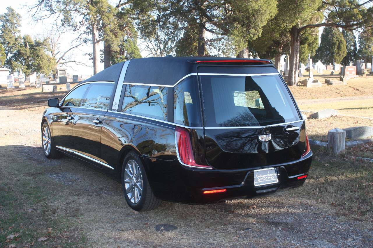2019 Cadillac Armbruster Stageway Crown Regal Hearse 1701362871421