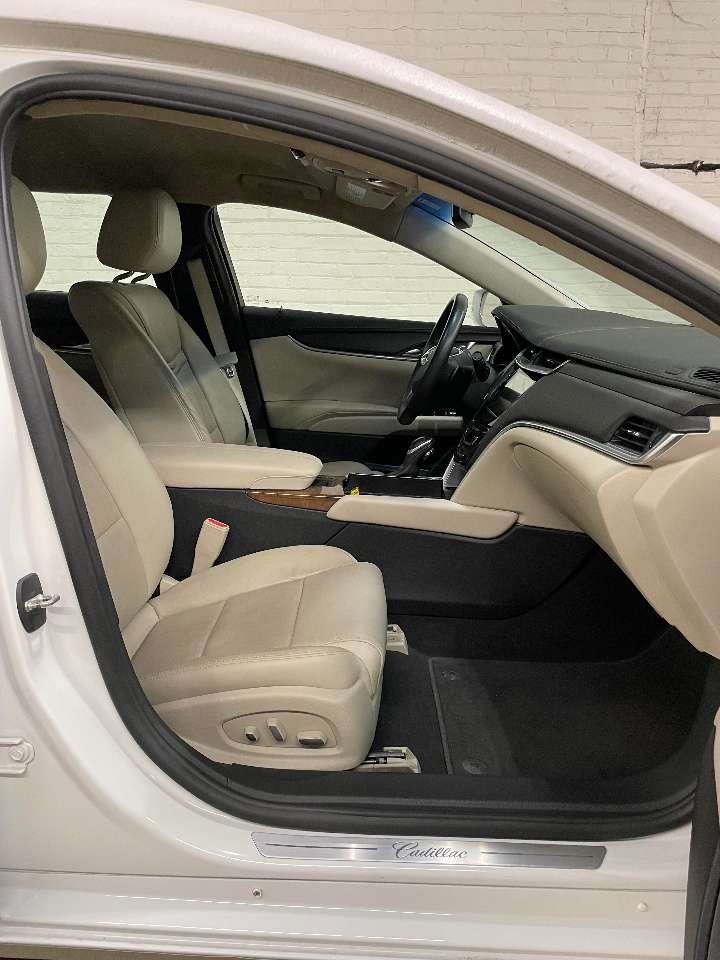 2019 Cadillac Eagle Kingsley Limousine 1695743834373