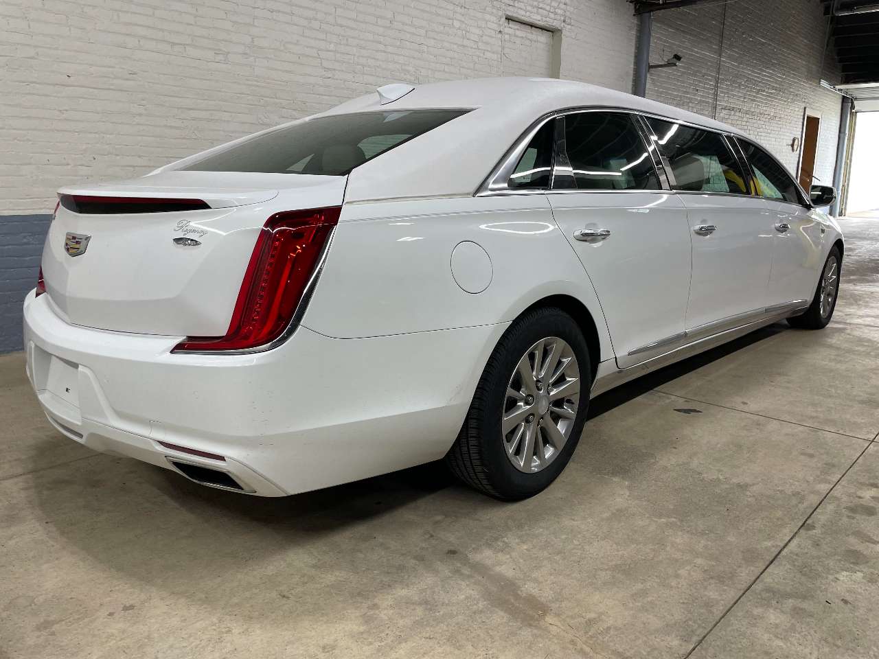 2019 Cadillac Eagle Kingsley Limousine 1695743845260