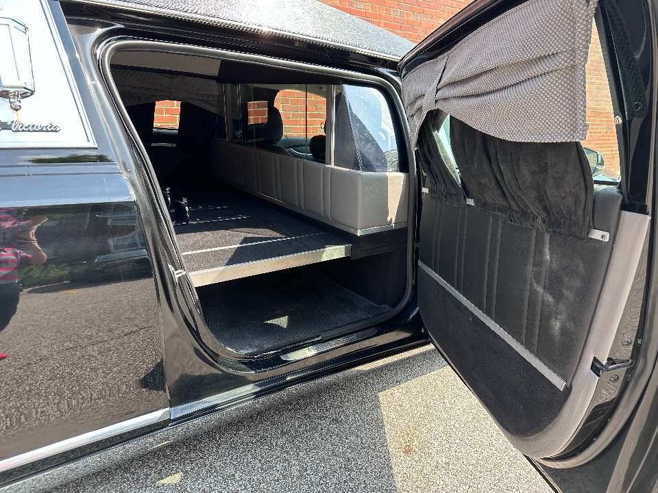 2019 Cadillac S S Victoria Hearse 1755549158013