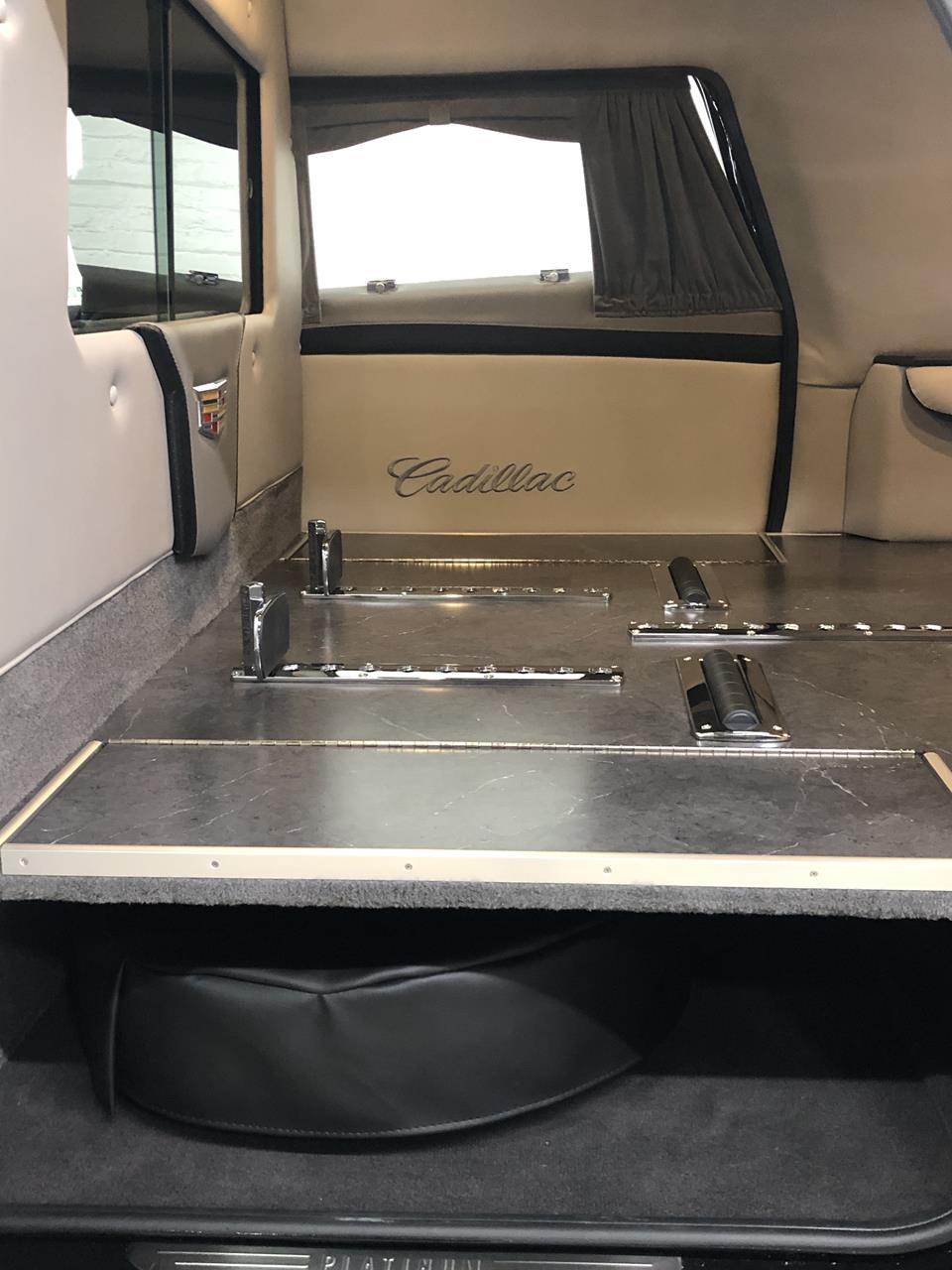 2020 Cadillac XT5 Platinum Phoenix Hearse 4