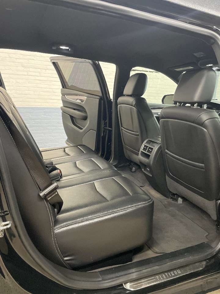 2021 Cadillac Platinum 6 Door Limousine 1699282993011