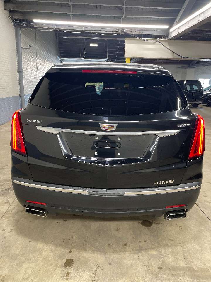 2021 Cadillac Platinum 6 Door Limousine 1699283005215