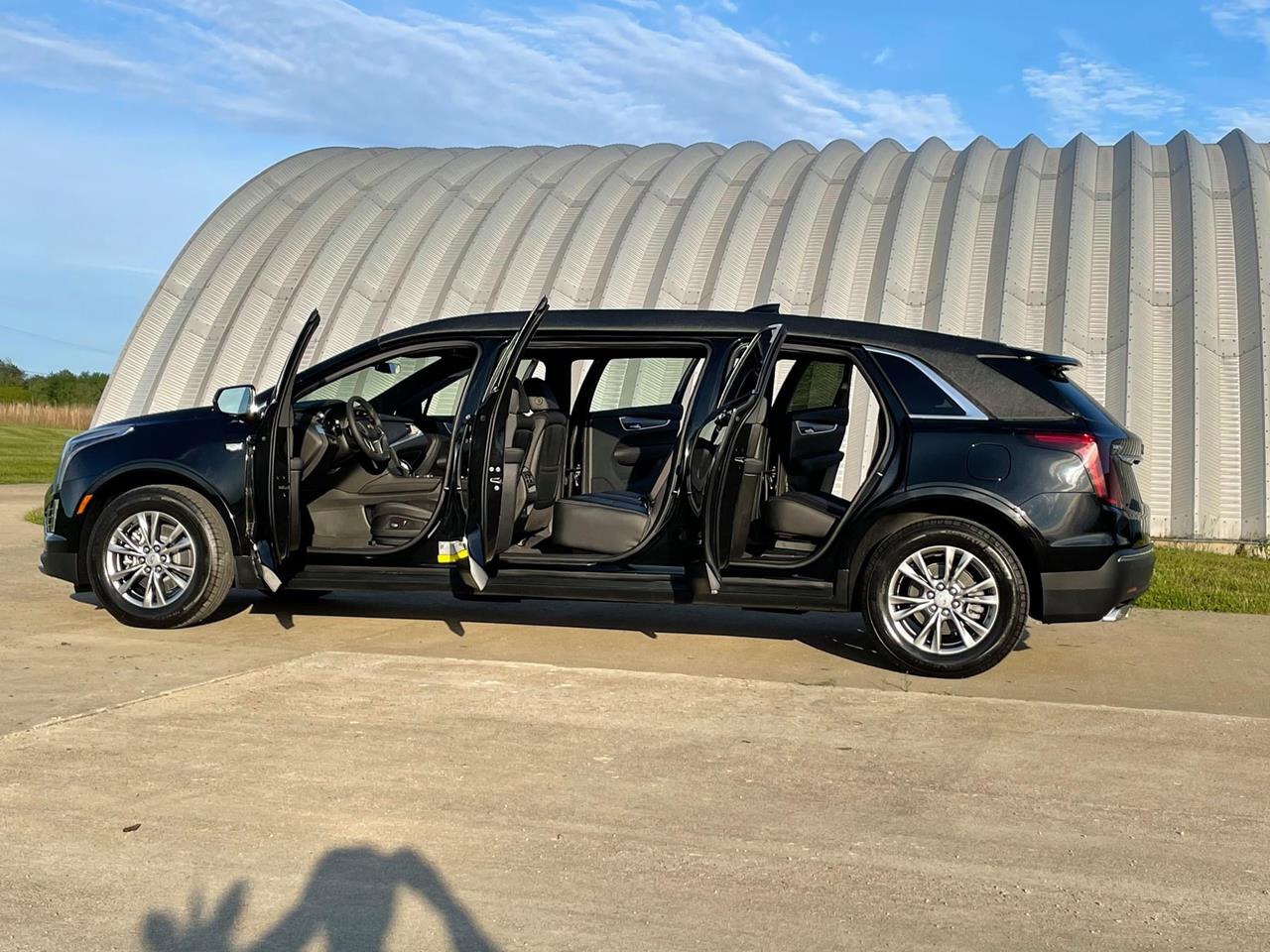 2021 Cadillac Platinum 6 Door Limousine 900 6