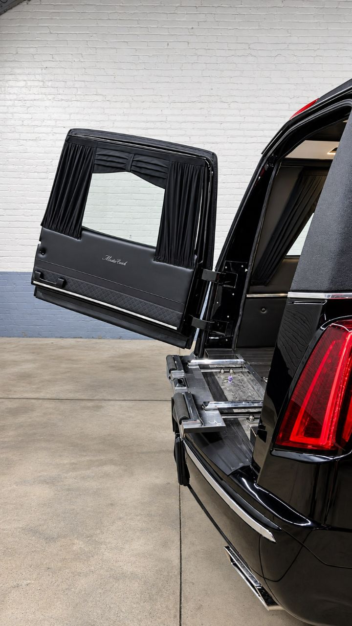 2021 Cadillac Platinum Master Coach Hearse 1790428526355