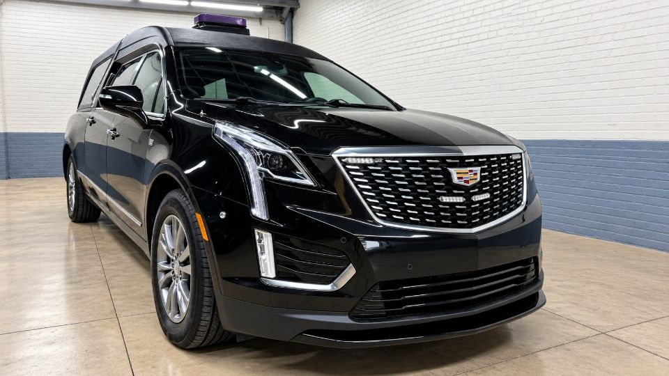 2021 Cadillac Platinum Master Coach Hearse 1790428544460