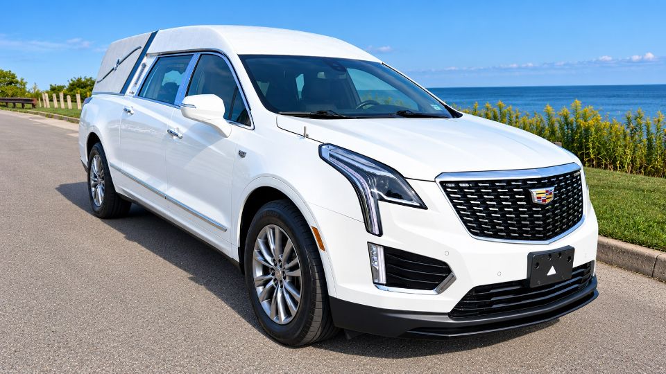 2022 Cadillac Platinum Phoenix Hearse 1789646918865