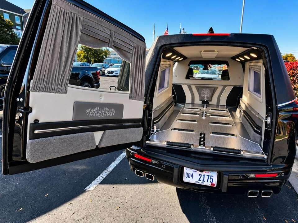 2026 Cadillac N A Combination Hearse 1792597025808