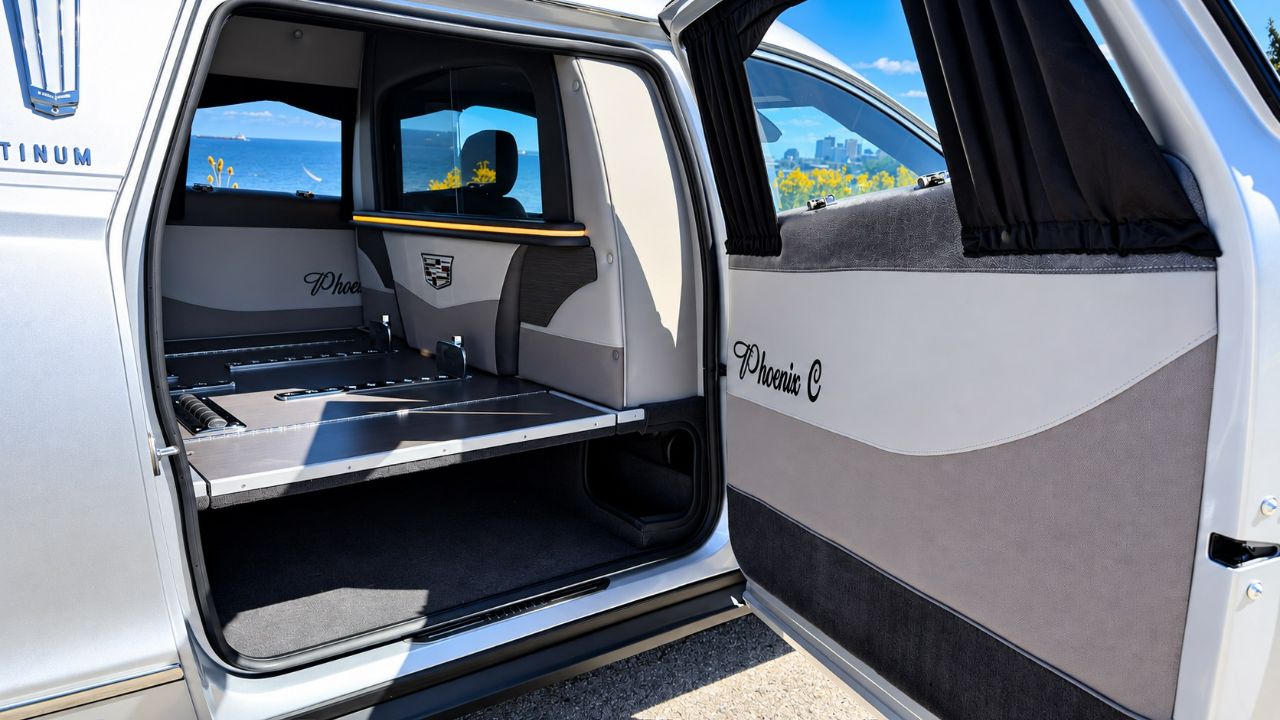 2026 Cadillac Platinum Phoenix C Hearse 1789647079732